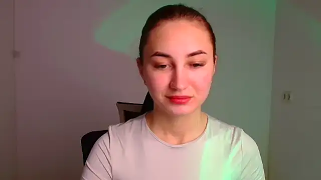 Jennifer Blum online show from 12/24/24, 06:11