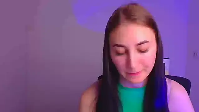 Jennifer Blum online show from 12/25/24, 09:34