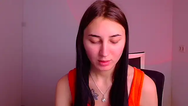 Jennifer Blum online show from 01/12/25, 03:36