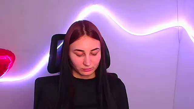 Jennifer Blum online show from 03/03/25, 04:14