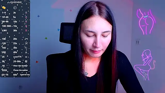 Jennifer Blum online show from 10/03/25, 05:10