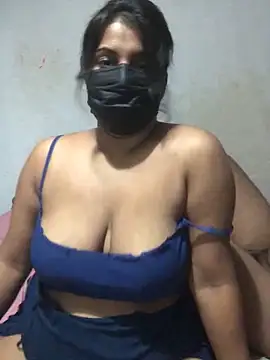 NOORA-GIRL online show from 03/11/25, 04:18