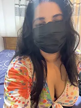 NOORA-GIRL online show from 04/12/26, 09:53