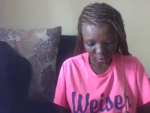 Snapshot of Baddie_Floxxy chatting on 07/11/26, 05:59 Baddie Floxxy online show from 07/11/26, 05:59