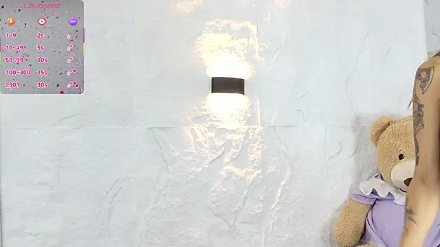 zorravioletta1 online show from 11/08/25, 11:43