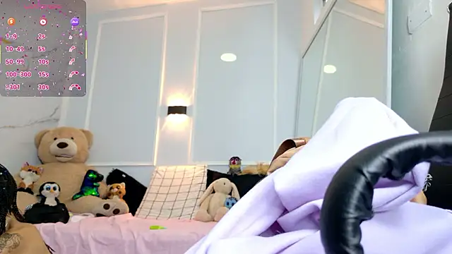 zorravioletta1 online show from 02/24/26, 11:41