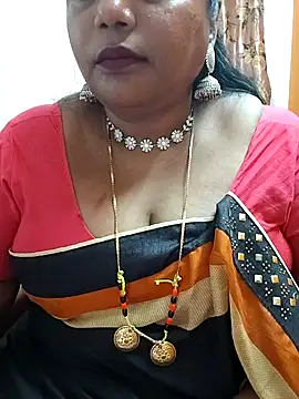 Snapshot of Swapna_143 chatting on 12/07/24, 04:58 Swapna 143 online show from 12/07/24, 04:58