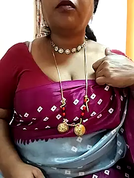Snapshot of Swapna_143 chatting on 12/25/24, 05:58 Swapna 143 online show from 12/25/24, 05:58