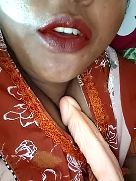 Snapshot of Swapna_143 chatting on 03/20/25, 05:58 Swapna 143 online show from 03/20/25, 05:58
