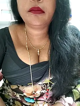 Snapshot of Swapna_143 chatting on 09/11/25, 02:55 Swapna 143 online show from 09/11/25, 02:55
