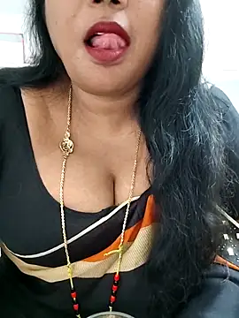 Snapshot of Swapna_143 chatting on 09/13/25, 03:06 Swapna 143 online show from 09/13/25, 03:06