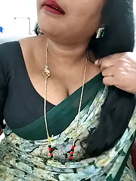 Snapshot of Swapna_143 chatting on 09/16/25, 03:29 Swapna 143 online show from 09/16/25, 03:29