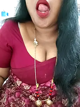 Snapshot of Swapna_143 chatting on 10/06/25, 04:59 Swapna 143 online show from 10/06/25, 04:59