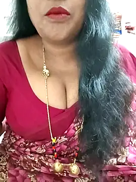 Snapshot of Swapna_143 chatting on 10/23/25, 02:55 Swapna 143 online show from 10/23/25, 02:55