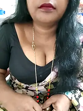 Snapshot of Swapna_143 chatting on 10/27/25, 02:48 Swapna 143 online show from 10/27/25, 02:48