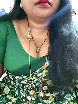 Snapshot of Swapna_143 chatting on 06/11/26, 02:22 Swapna 143 online show from 06/11/26, 02:22