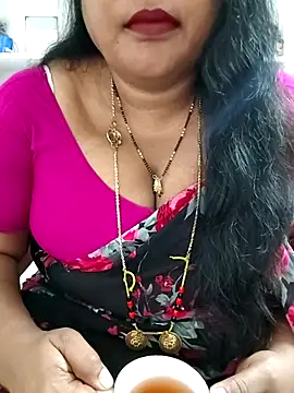 Snapshot of Swapna_143 chatting on 06/15/26, 02:25 Swapna 143 online show from 06/15/26, 02:25