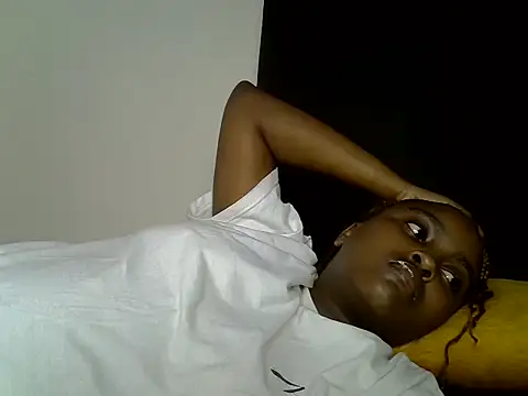Snapshot of _nightnurse chatting on 12/02/24, 09:17 nightnurse online show from 12/02/24, 09:17