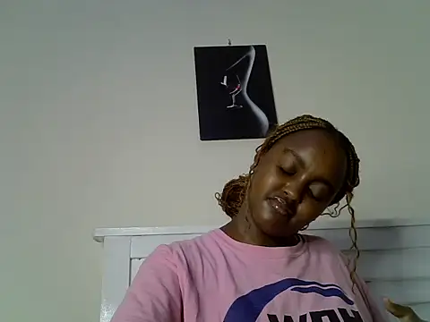 Snapshot of _nightnurse chatting on 12/04/24, 06:39 nightnurse online show from 12/04/24, 06:39