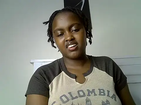 Snapshot of _nightnurse chatting on 01/01/25, 09:09 nightnurse online show from 01/01/25, 09:09