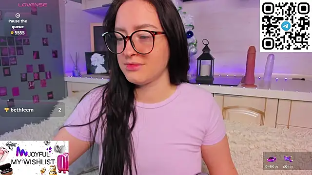 Snapshot of Kruela_Eva chatting on 01/25/25, 11:32 Kruela Eva online show from 01/25/25, 11:32