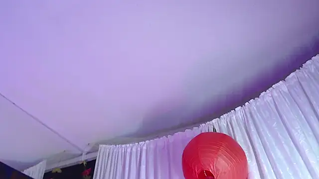 cherry chel online show from 12/18/24, 02:10