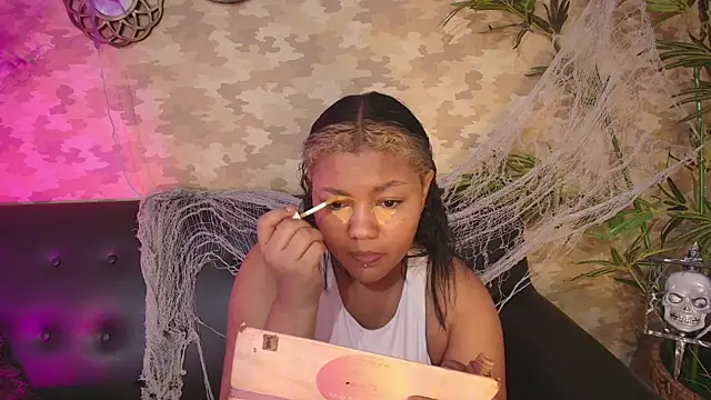 cherry chel online show from 10/26/25, 03:29