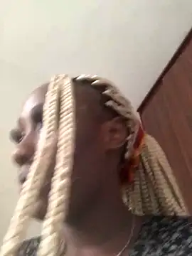 Lola kims online show from 03/06/25, 10:09