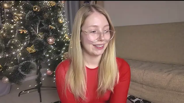 HoneyAudrey online show from 12/21/25, 12:51