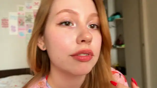 HoneyAudrey online show from 03/28/26, 02:55