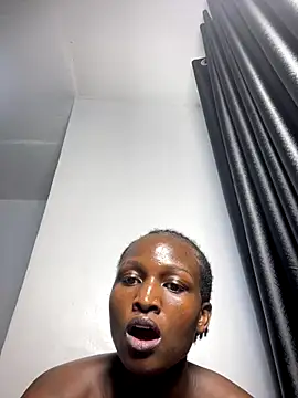 Curvixx online show from 12/18/25, 12:33