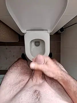 Snapshot of oldermanforwomen chatting on 09/23/25, 12:52 oldermanforwomen online show from 09/23/25, 12:52