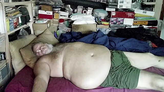 hadeszeuss2 online show from 12/04/24, 02:37