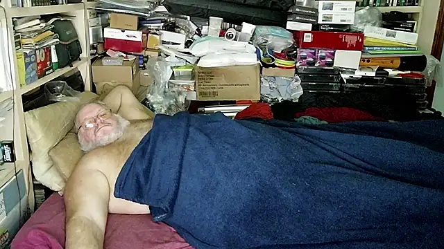 hadeszeuss2 online show from 12/10/24, 05:44