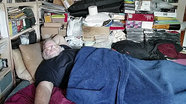 hadeszeuss2 online show from 01/05/25, 03:02