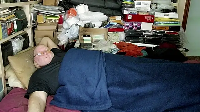 hadeszeuss2 online show from 01/18/25, 06:10