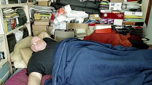 hadeszeuss2 online show from 01/21/25, 05:51