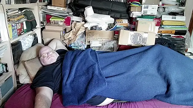 hadeszeuss2 online show from 01/25/25, 02:14