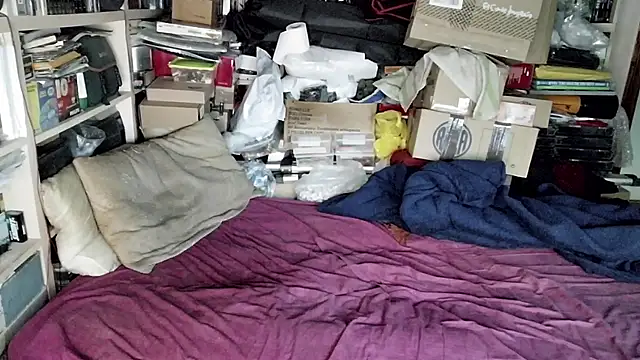 hadeszeuss2 online show from 02/04/25, 05:23