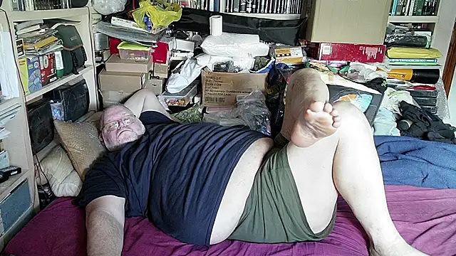 hadeszeuss2 online show from 02/20/25, 02:35