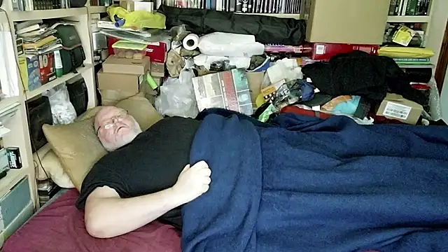 hadeszeuss2 online show from 03/04/25, 05:45