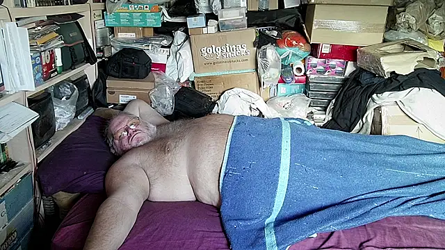 hadeszeuss2 online show from 11/11/25, 03:12