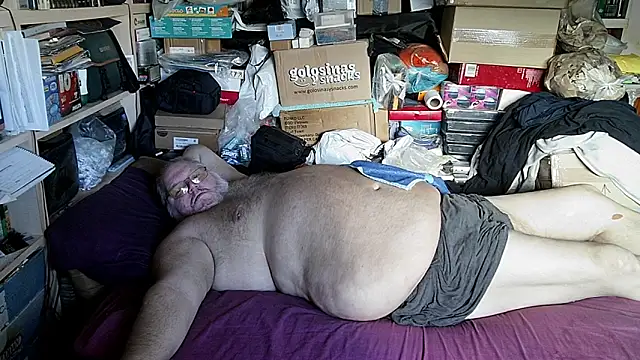 hadeszeuss2 online show from 11/14/25, 03:11