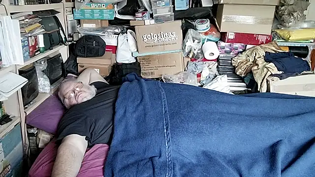 hadeszeuss2 online show from 12/04/25, 02:26