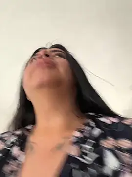 Devilsweet17 online show from 10/26/25, 02:23