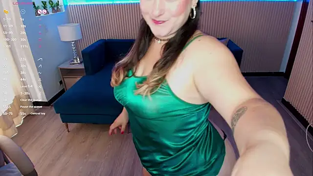 lenah smith online show from 11/08/25, 11:43