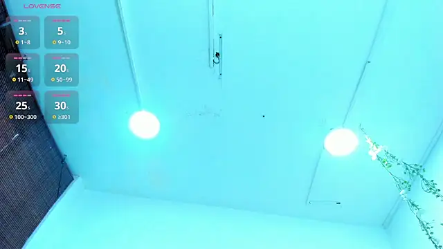 Hannah Miller   online show from 09/30/25, 05:18