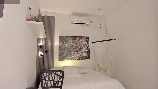 emma alice  online show from 01/14/26, 10:21