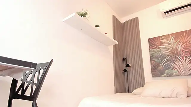 emma alice  online show from 03/07/26, 12:02