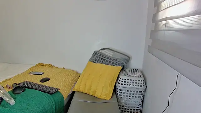 NaughtyKelly28 online show from 03/27/26, 09:10